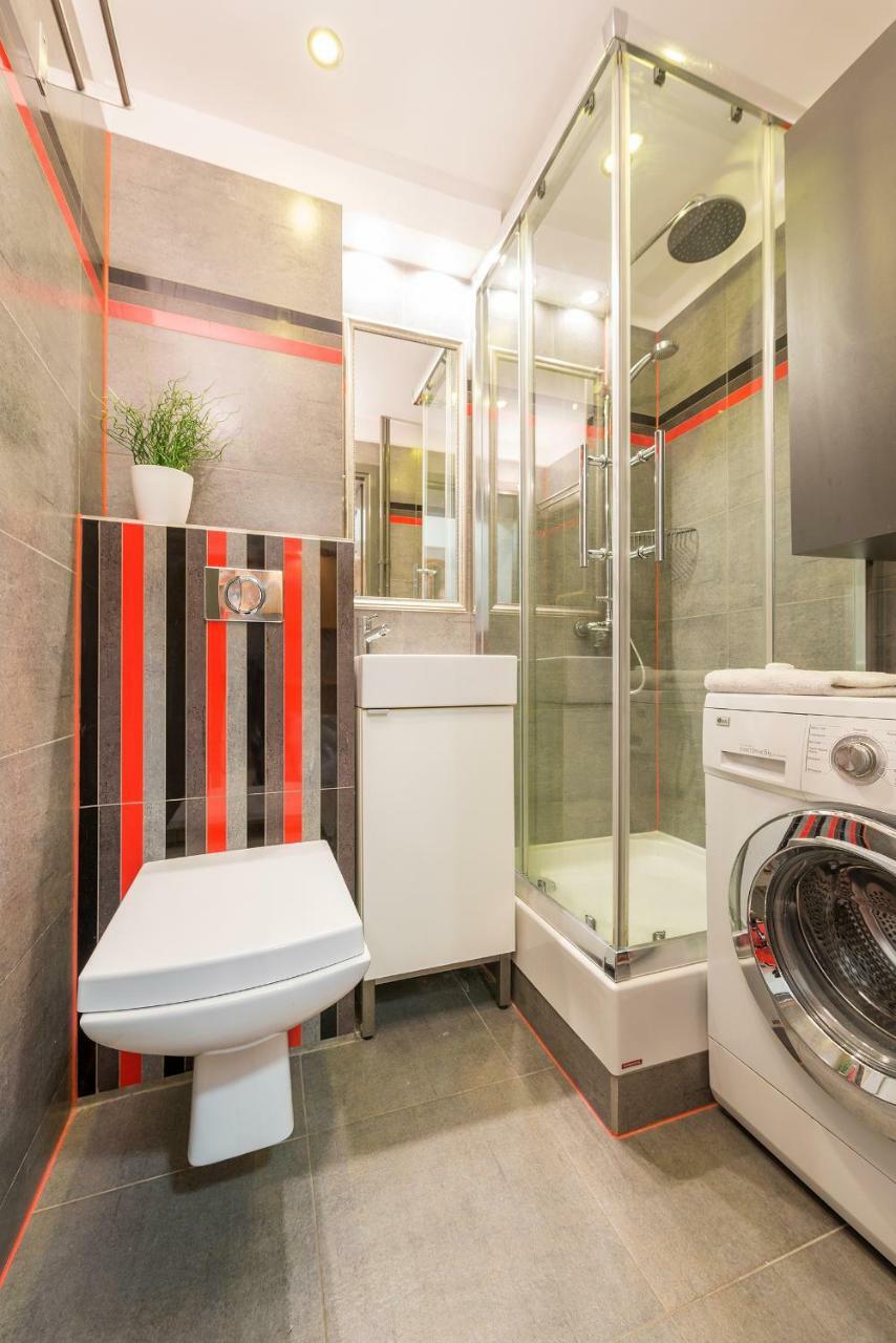 P&O Apartments Dworzec Centralny وارسو المظهر الخارجي الصورة