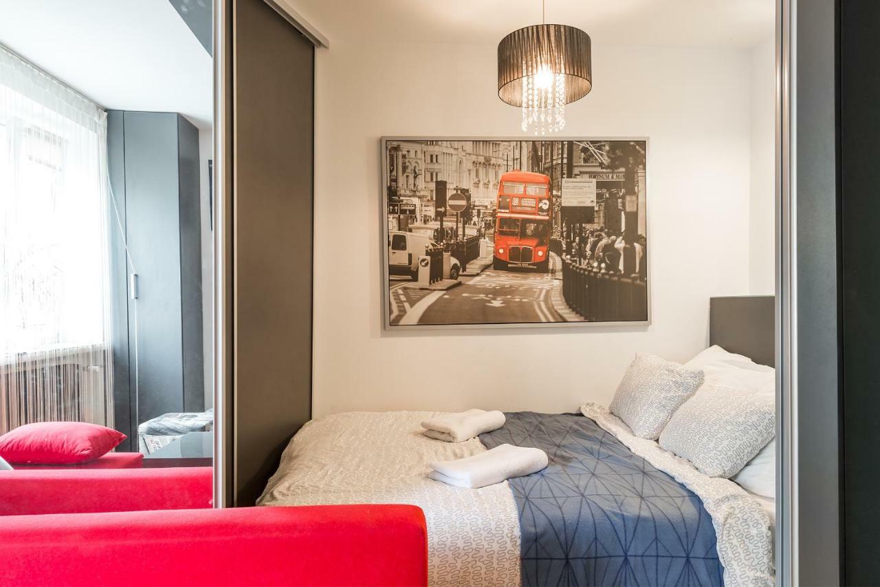 P&O Apartments Dworzec Centralny وارسو المظهر الخارجي الصورة